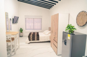 Aparta estudio en Medellin, Belen, Centro Comercial Los Molinos